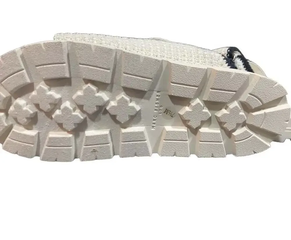 Brand New Marc Fisher LTD Women's Brinleys Crochet Flat Sandal 7.5